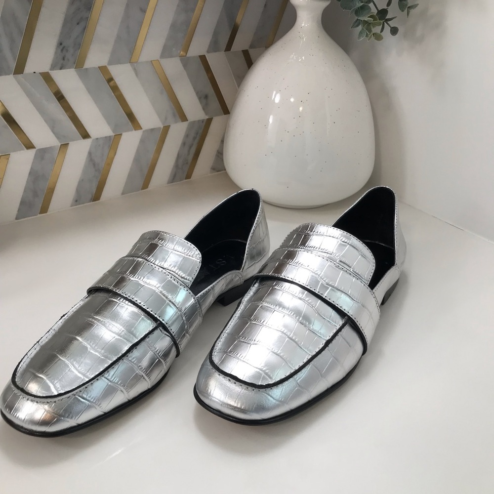 1. State loafers. Metallic silver, Size 8